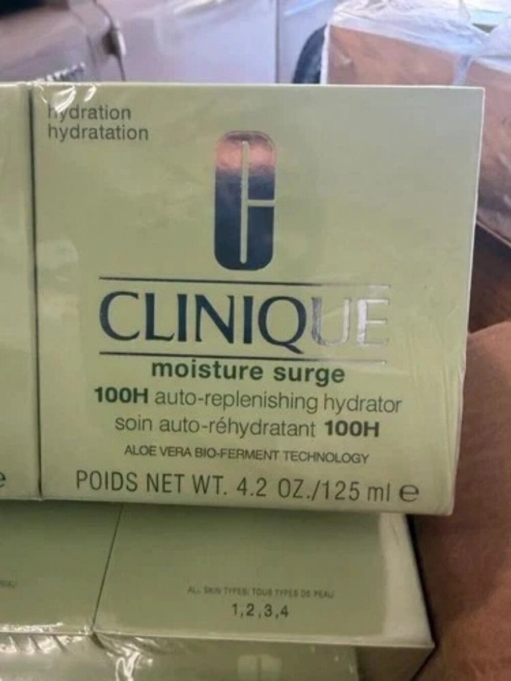 Clinique Moisture Surge 100H Auto-Replenishing Hydrator 125ml 4.2oz - Brand New - Picture 2 of 3